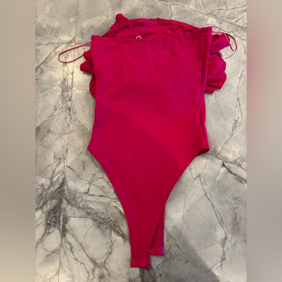 Zara Fuchsia Ruffled Bodysuit - Picture 3 of 4
